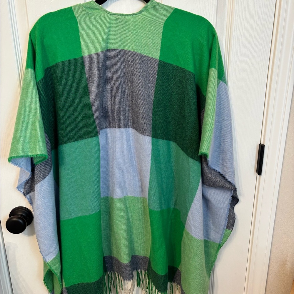 Vince Camuto Green Plaid Fringe Ruana Poncho OS NWT - Picture 7 of 7